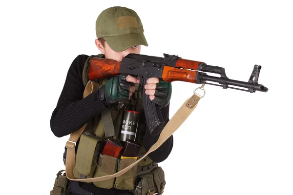Mercenário com arma AK 47 — Fotografia de Stock