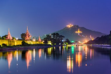 Mandalay Palace hendek