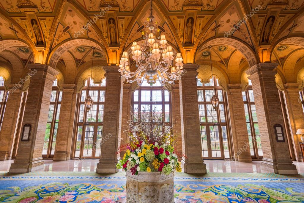 Breakers Hotel Lobby Stock Editorial Photo © sepavone 111305194