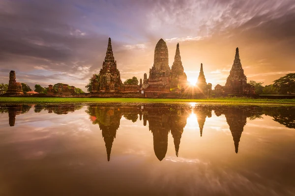 Templos antigos na Tailândia — Fotografia de Stock