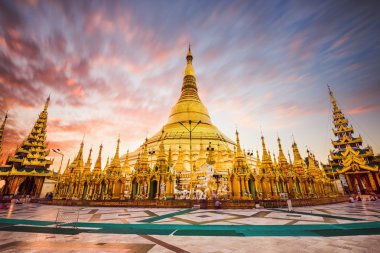Myanmar'ın Shwedagon Pagodası
