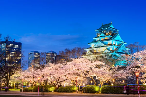 Castelo de Osaka na primavera — Fotografia de Stock