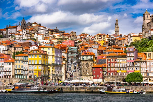 Порто Португалії на річці — стокове фото