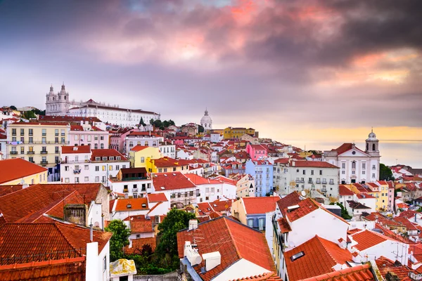 Alfama kerület a lisszaboni — Stock Fotó