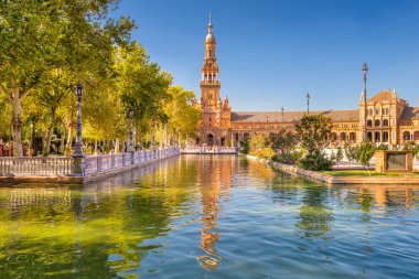Sevilla 'daki Plaza de Espana.