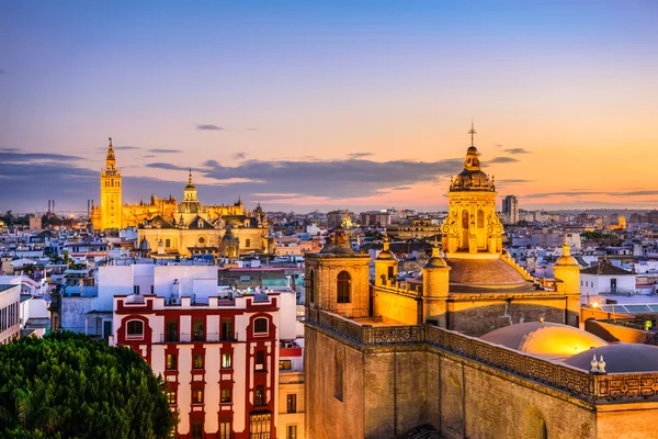 Sevilla, Spanyolország-Skyline — Stock Fotó