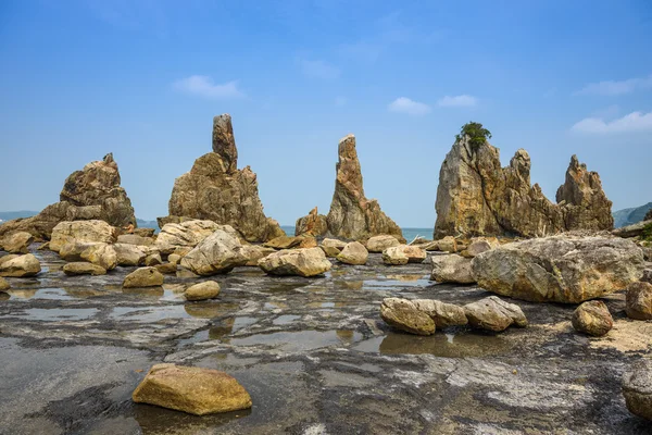 Kushimoto, Japão Rocky Coastline Fotografias De Stock Royalty-Free