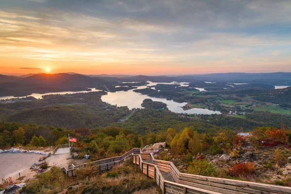 Hiawassee Georgia Usa Landschaft Mit Chatuge Lake Frühherbst Der Dämmerung — Stockfoto