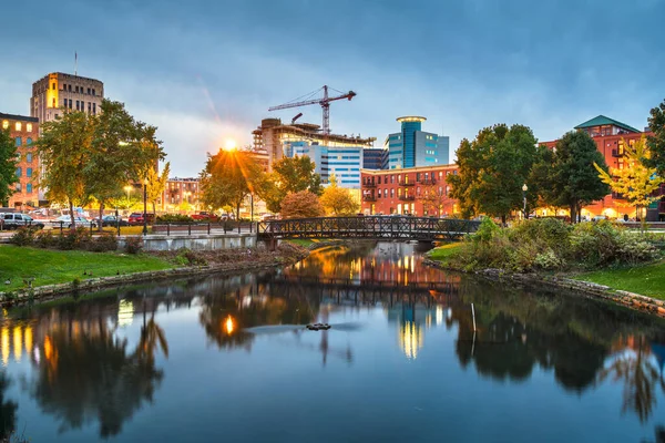 Kalamazoo Michigan Usa Downtown Cityscape Park Dusk — Stock Photo, Image