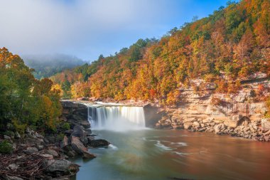 Cumberland Falls on the Cumberland River in Cumberland Falls State Resort Park, Kentucky, USA. clipart