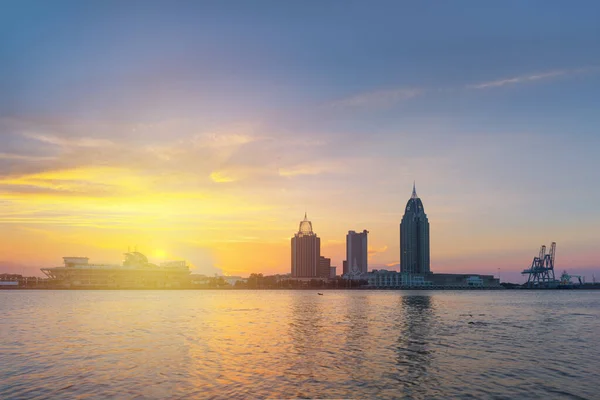 Mobile Alabama Usa Centrum Skyline Floden Vid Solnedgången — Stockfoto