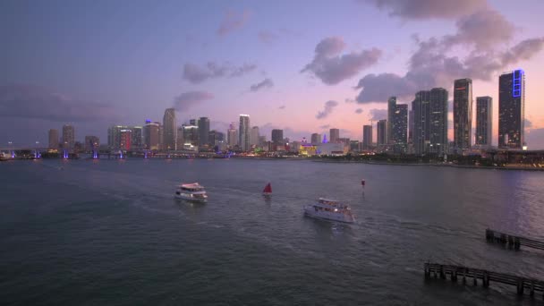 Miami Florida Estados Unidos Skyline Biscayne Bay Atardecer — Vídeos de Stock