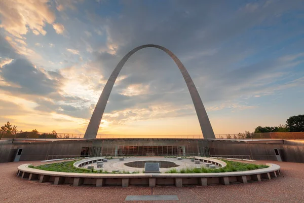 Louis Missouri August 2018 Gateway Arch Och Visitor Center Gateway — Stockfoto