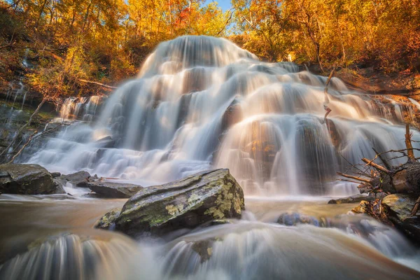 Sárga Branch Falls Walhalla Dél Karolina Usa Őszi Szezonban — Stock Fotó