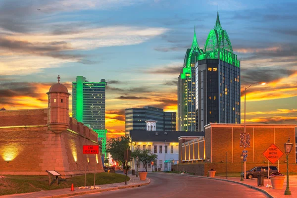 Mobile Alabama Eua Skyline Centro Cidade Com Torre Canto Fort — Fotografia de Stock