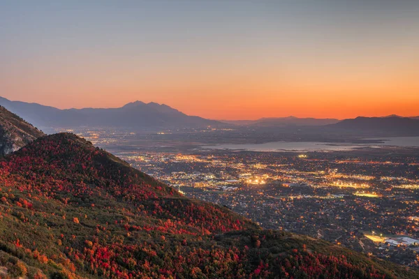 Provo Utah Usa Pohled Centrum Města Vyhlídky Během Podzimního Soumraku — Stock fotografie