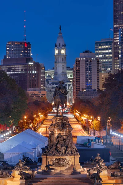 Philadelphia Pennsylvania Usa Autunno Con Vista Benjamin Franklin Parkway — Foto Stock