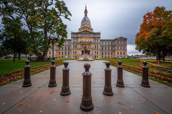 Lansing Michigan Usa Het Michigan State Capitol Tijdens Avond — Stockfoto