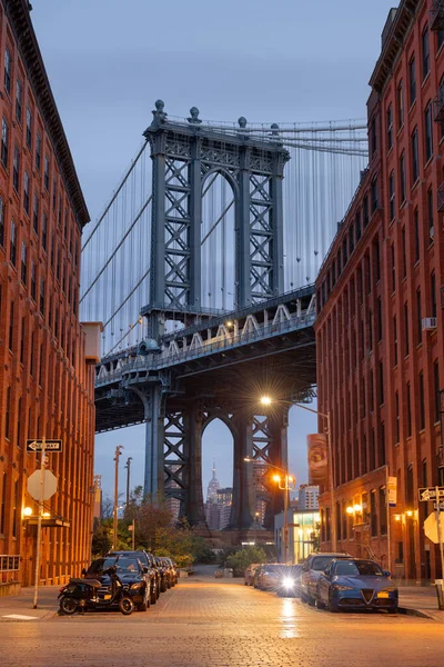 Cityscape Manhattan Bridge Brooklyn New York City Twatight — стокове фото