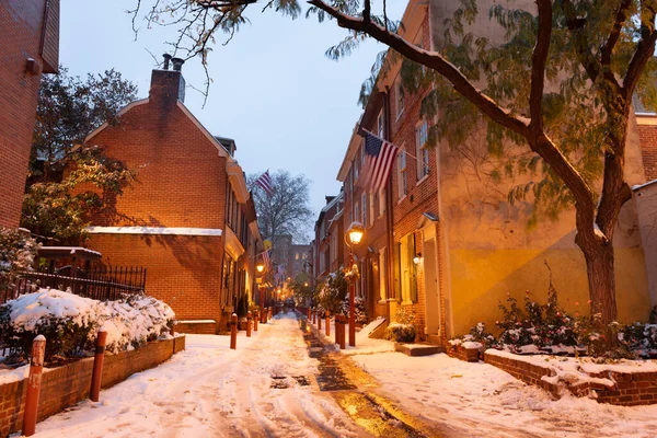 Philadelphia Pennsylvania Abd Elfreth Alley Kışın Alacakaranlıkta — Stok fotoğraf