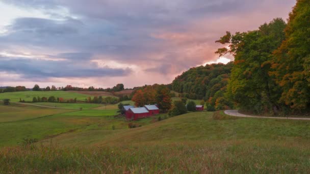 Granja Otoño Rural Vermont Usa Atardecer — Vídeos de Stock