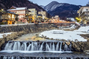 Kanamayı onsen, Japonya