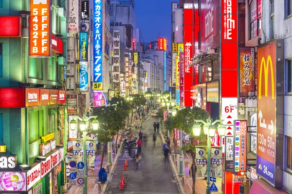 Shinjuku, Tokio, Japonsko panoráma za soumraku — Stock fotografie