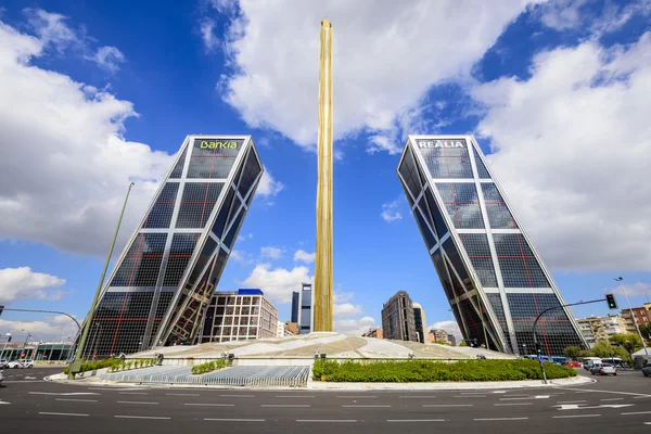 Plaza de Castilla-Madrid — Stock Fotó