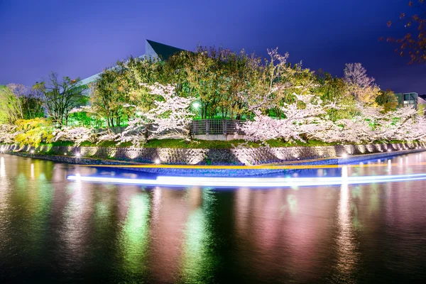 Kyoto Canal nachts in het voorjaar — Stockfoto