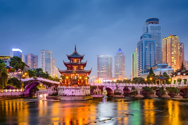 Guiyang, Skyline der Stadt China lizenzfreie Stockfotos