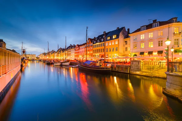 Нихавнский канал Копенгагена — стоковое фото
