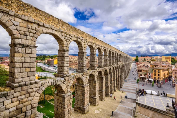 Akvedukten i Segovia — Stockfoto