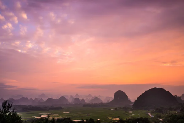 Karst gebergte — Stockfoto