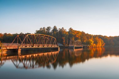 Westminster, Güney Carolina, ABD 'deki 123. Karayolu Balıkçılık İskelesi.