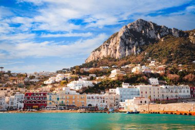 Capri, İtalya Öğleden sonra Marina Grande 'den izlendi.