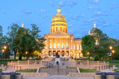 Des Moines, Iowa, ABD Sabah Kongre Binası ile.