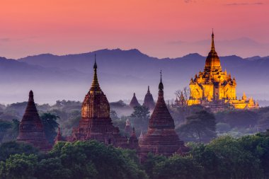 Bagan, Myanmar arkeolojik bölgesi.