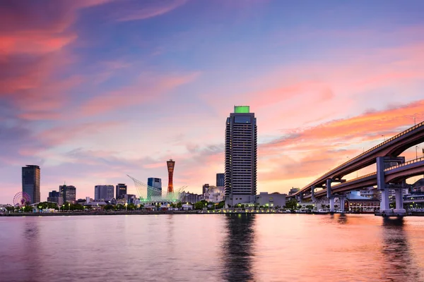 Kobe, Japan in de haven — Stockfoto