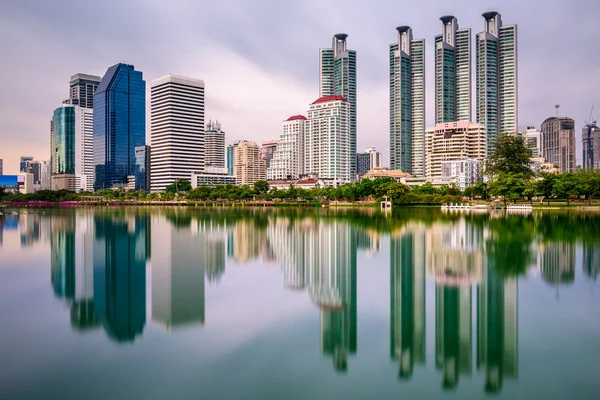 Бангкок, Таиланд Парк Skyline — стоковое фото