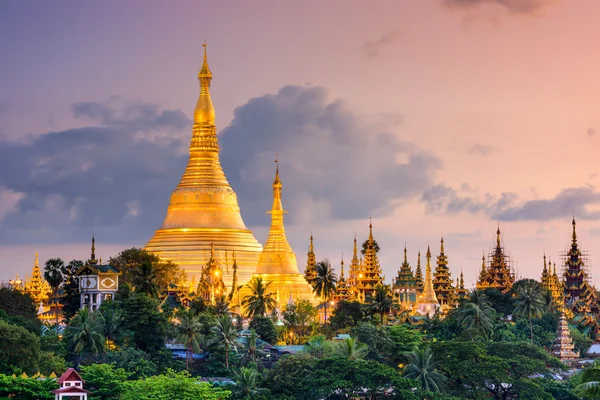 Shwedagon пагода місті Yangon — стокове фото