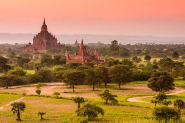 Bagan Myanmar antik tapınaklar