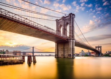 Sabah Brooklyn Köprüsü.