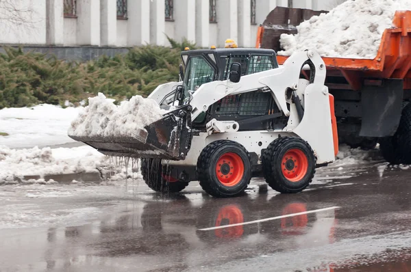 Snow removal on street — Stock Photo, Image