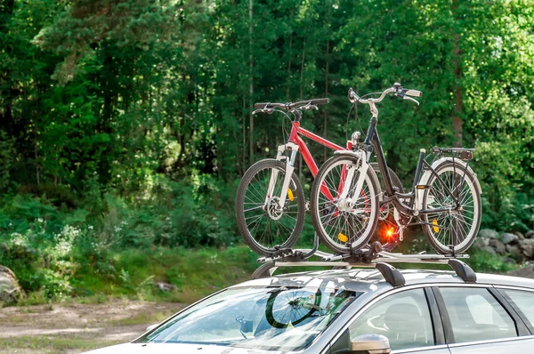 Trasporto di biciclette sul tetto Fotografia Stock