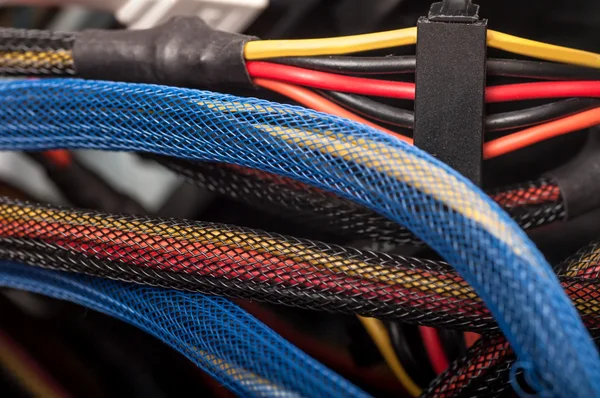 Cables de la UDP en la unidad del sistema —  Fotos de Stock