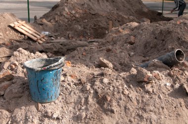 çizim araçları parçaları ile bina