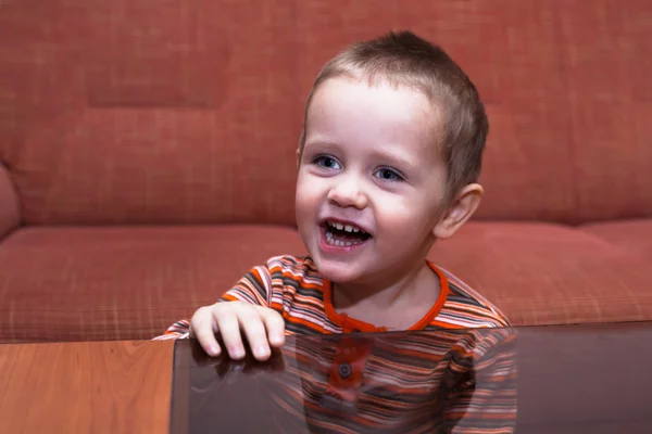 Happy kid smiling — Stock Photo, Image