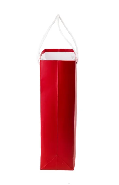 흰 배경에 고립되어 있는 빨간 쇼핑백 — 스톡 사진