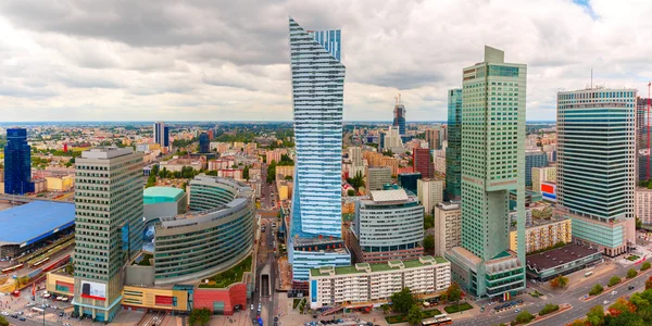 Widok miasta nowoczesny w Warszawie — Zdjęcie stockowe