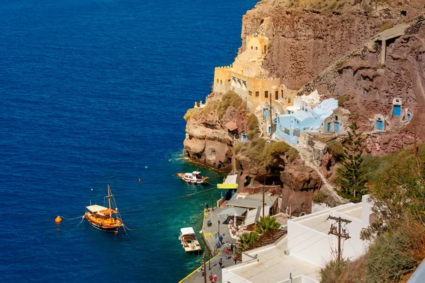 Old Port of Fira, main town Santorini, Greece — Stock Photo, Image